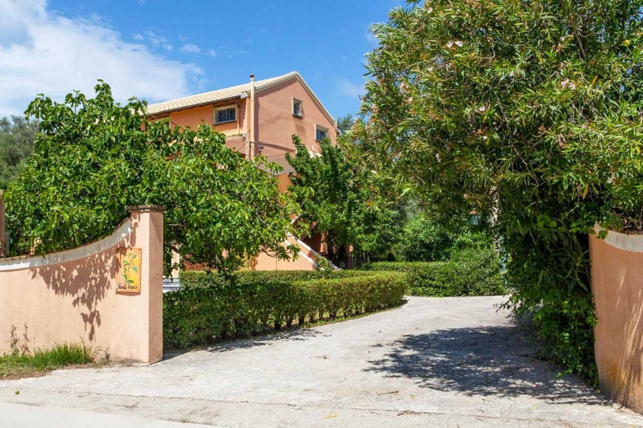 Apartamento Granis Family House Ano Lefkimmi Exterior foto